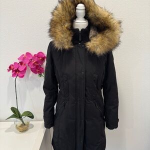VINCE CAMUTO Women’s Black Faux Fur Hooded Puffer Parka/Jacket Petite Small
